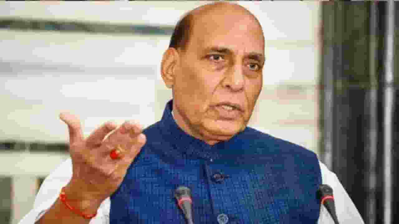 राजनाथ सिंह और सेना प्रमुख के बयान से पाकिस्तान में क्या खलबली मची? Defence Minister Rajnath Singh.