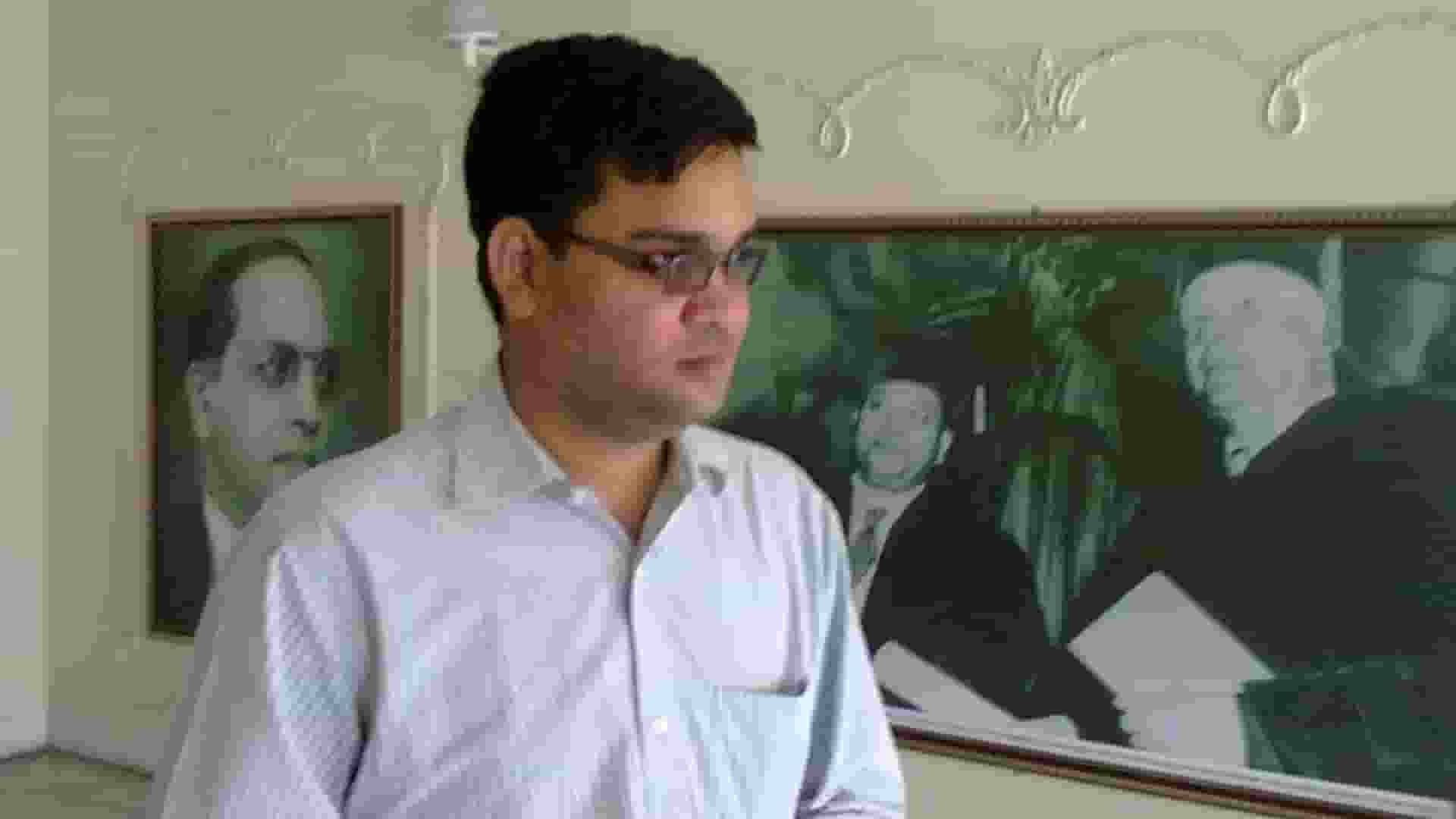 वकीलों के सामने उठक-बैठक करने वाले IAS रिंकू सिंह राही का ट्रांसफर Rinku Singh Rahi