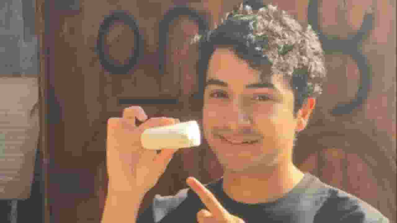 गौरी खान के रेस्टोरेंट में स्टार्च वाला पनीर? टेस्ट में बदला रंग Image of Sarthak Sachdeva