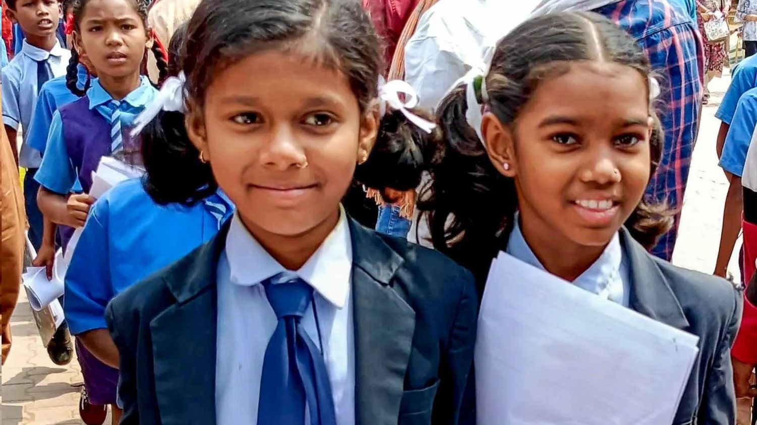 10 तक पहाड़ा भी नहीं जानते 6वीं के 53 पर्सेंट बच्चे: सर्वे SCHOOL CHILDREN