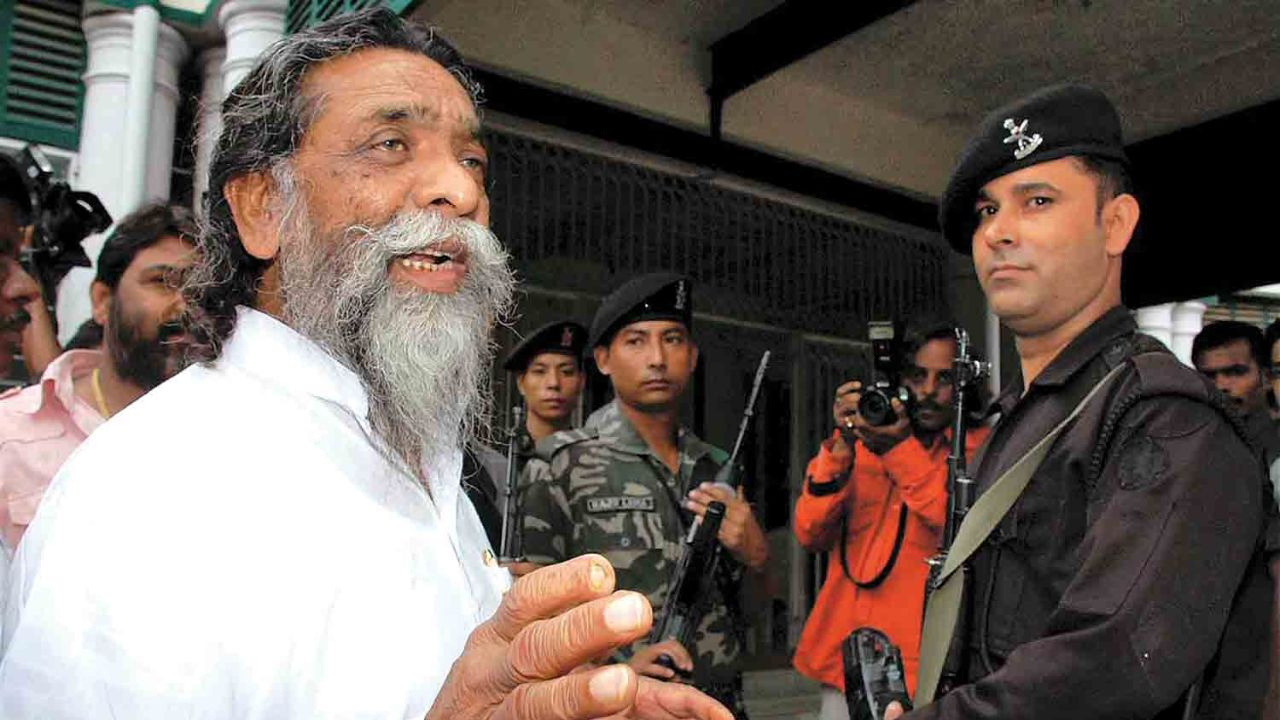 जब 5 विधायक गायब करके BJP ने गिरा दी शिबू सोरेन की सरकार Shibu Soren old photo