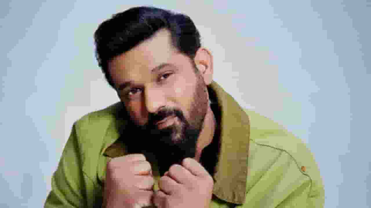 'क्रेजी' में वन मैन शो बने 'तुम्बाड' अभिनेता, जानें क्या है स्टोरीलाइन Sohum Shah