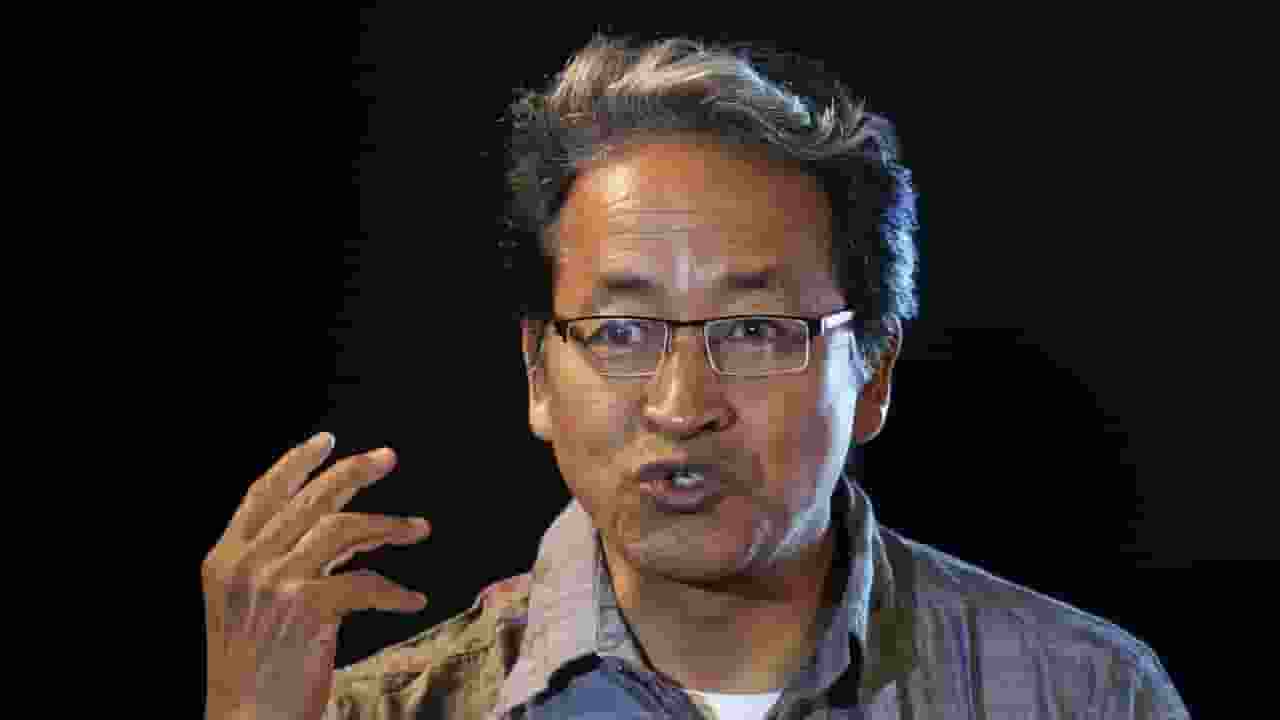 विदेश से चंदा लेने के लिए नियम क्या हैं? सोनम वांगचुक कैसे फंस गए sonam wangchuk