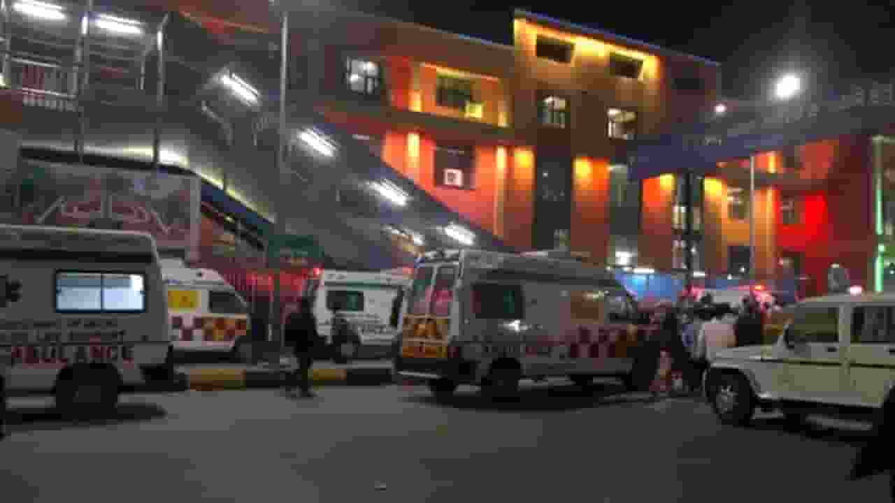 नई दिल्ली रेलवे स्टेशन पर मची भगदड़, 15 लोगों की मौत; दर्जनों घायल new delhi railway station Stampede