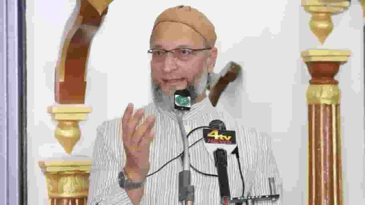 'नाम कटेगा, नागरिकता जाएगी,' बिहार में असम मॉडल से डरे हैं ओवैसी  Asaduddin Owaisi)