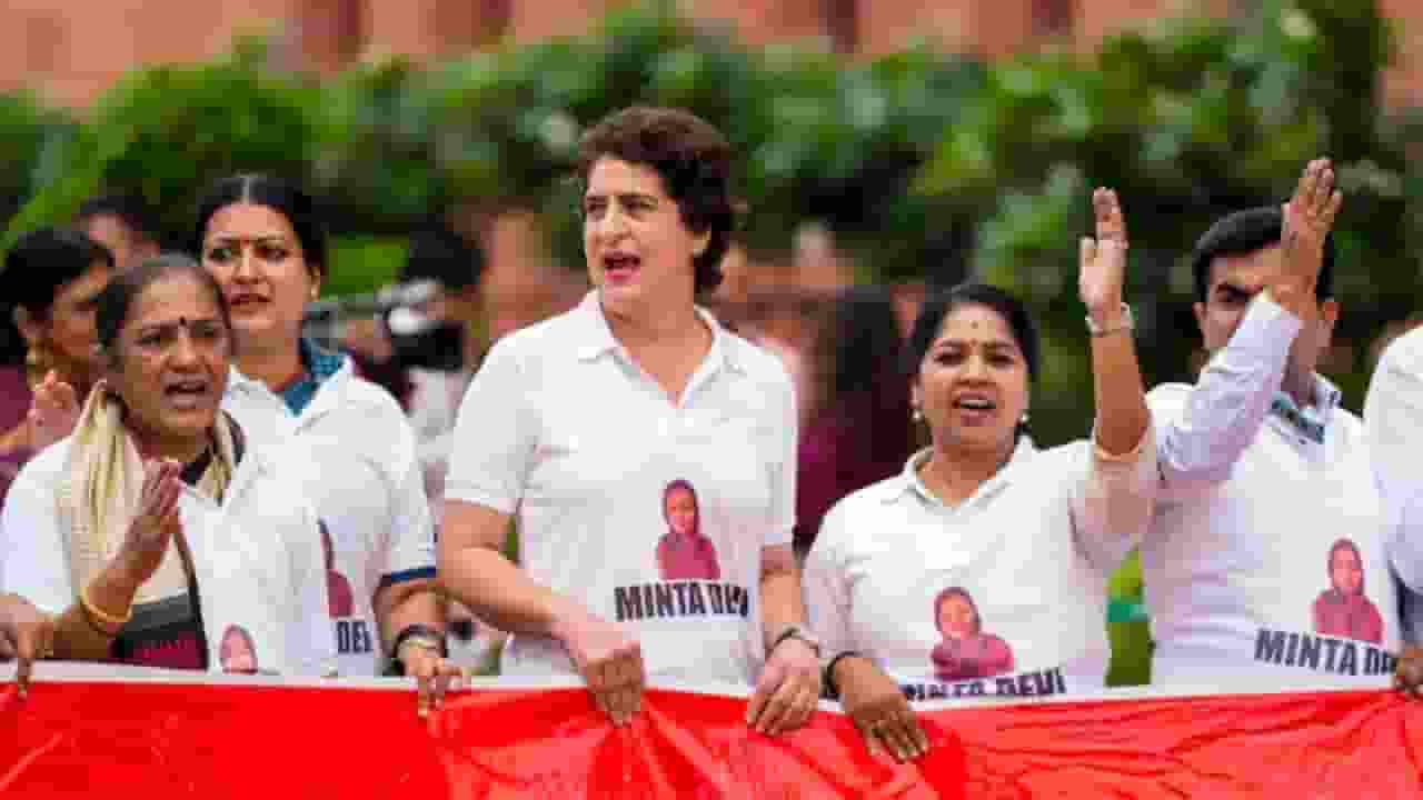 बिहार के विपक्षी सांसदों ने संसद में किया प्रदर्शन, तस्वीरें जारी Parliament Picture