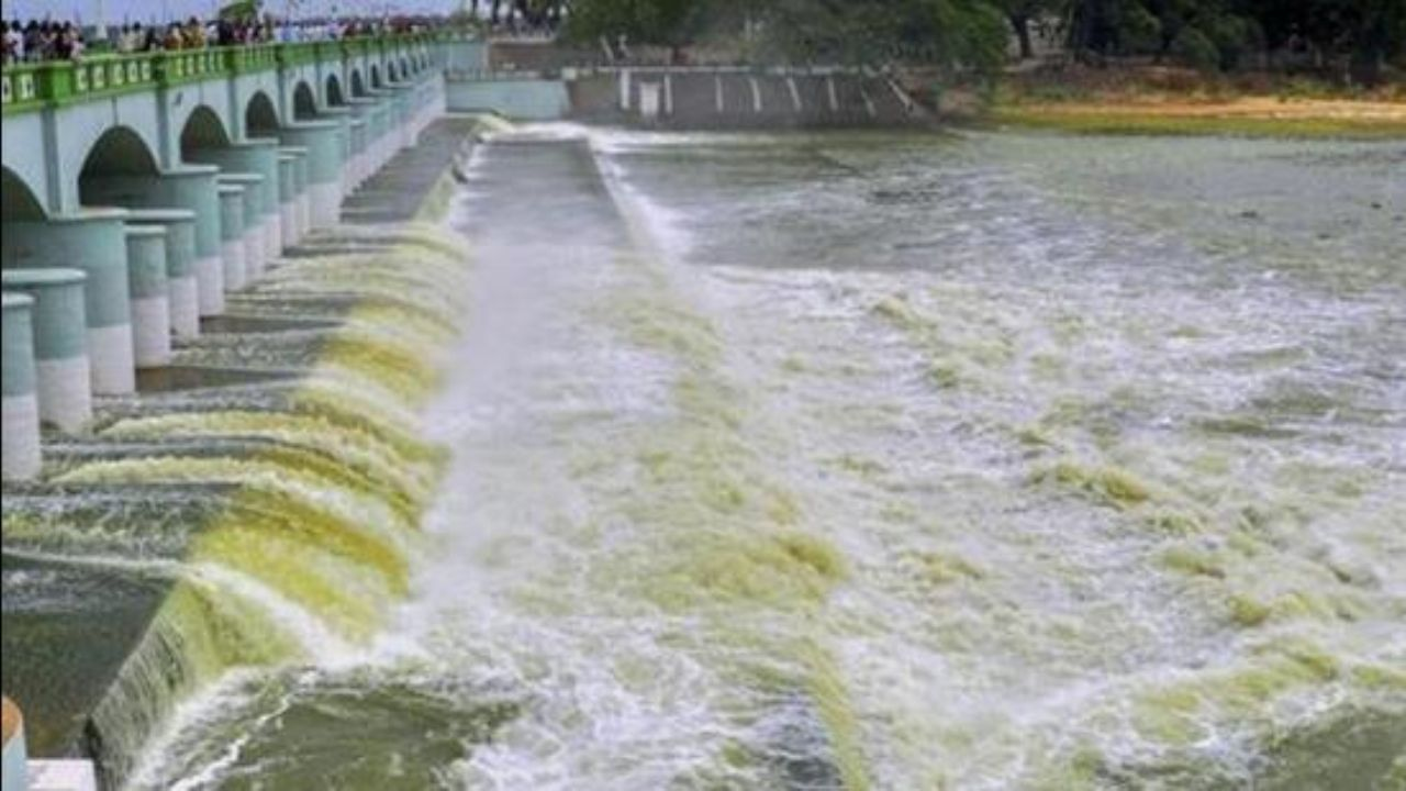 भारत में नदी-जल विवाद क्यों होते हैं और क्या कहता है कानून? representational image inter state water dispute । Photo Credit: PTI